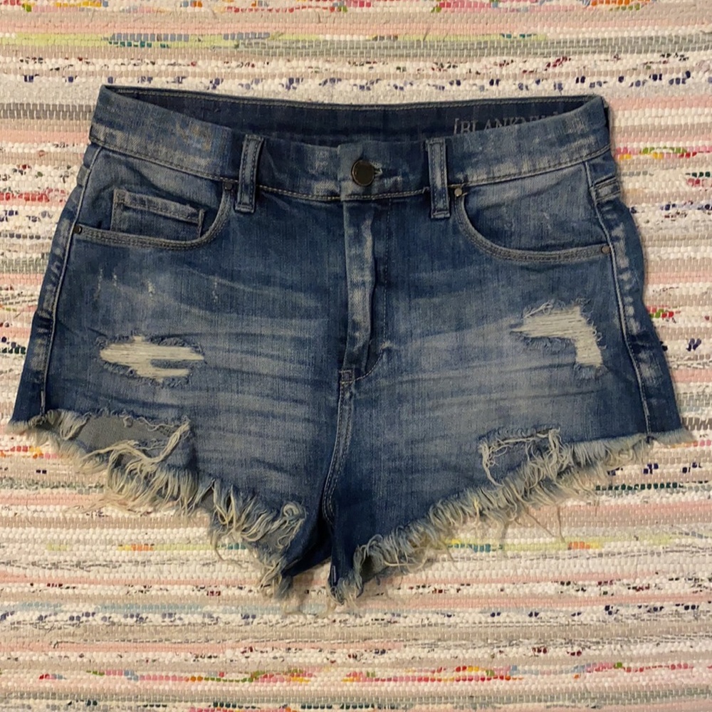 BLANK NYC Cut Off Shorts size 26